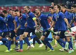 赛地聚焦——意大利杯今晚热度飙升，阿贾克斯刷新队史纪录，气氛紧张，细节决定成败的简单介绍